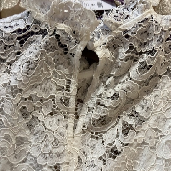 White lace peplum blouse - Picture 4 of 6